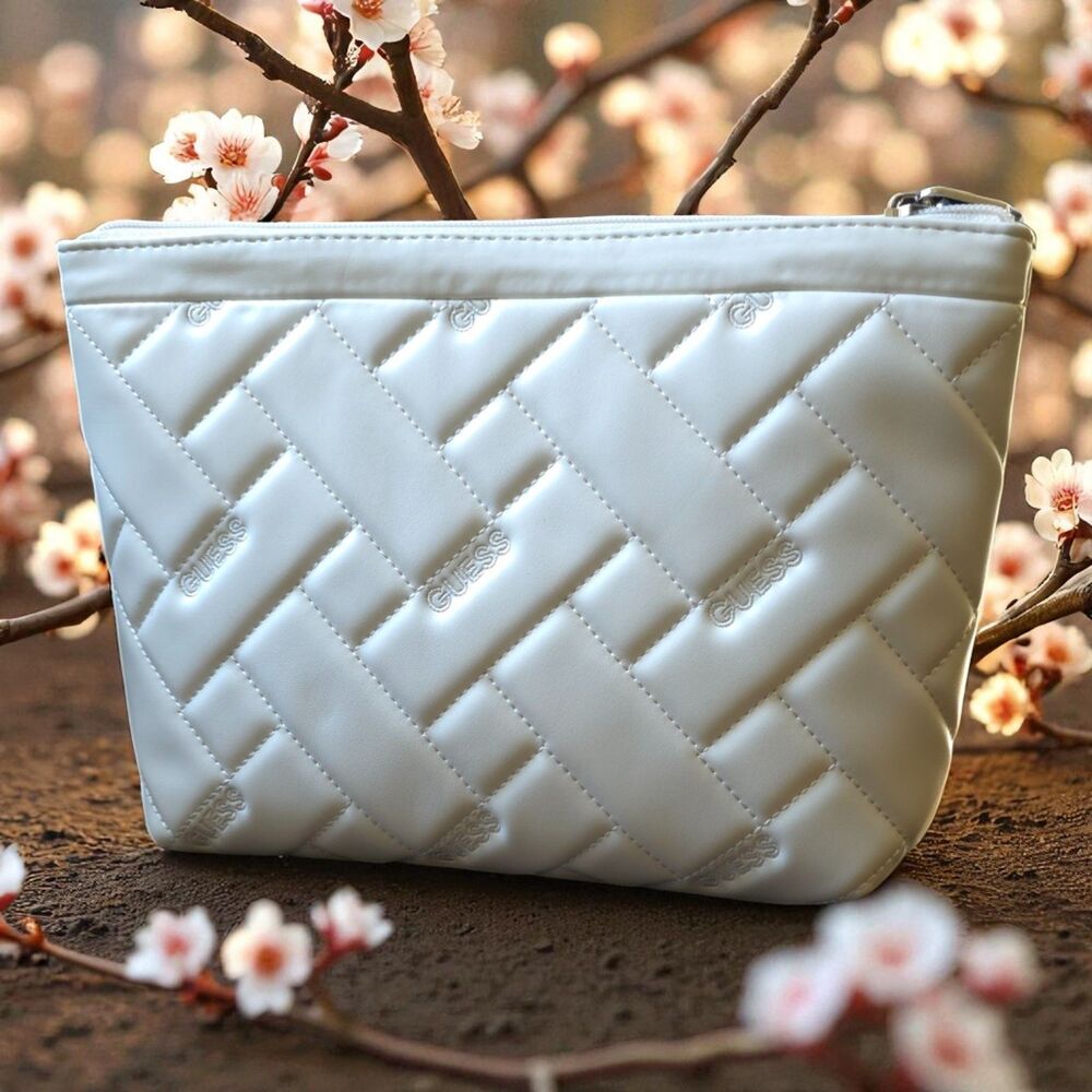 NWT Guess Kelce Travel Cosmetic Bag Cream Color Makeup Toiletry Pouch Organizer - Picture 7 of 11